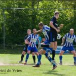 Arum wint met 10 man in slotseconden