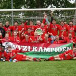 Sneek Wit Zwart maat te groot voor CVVO